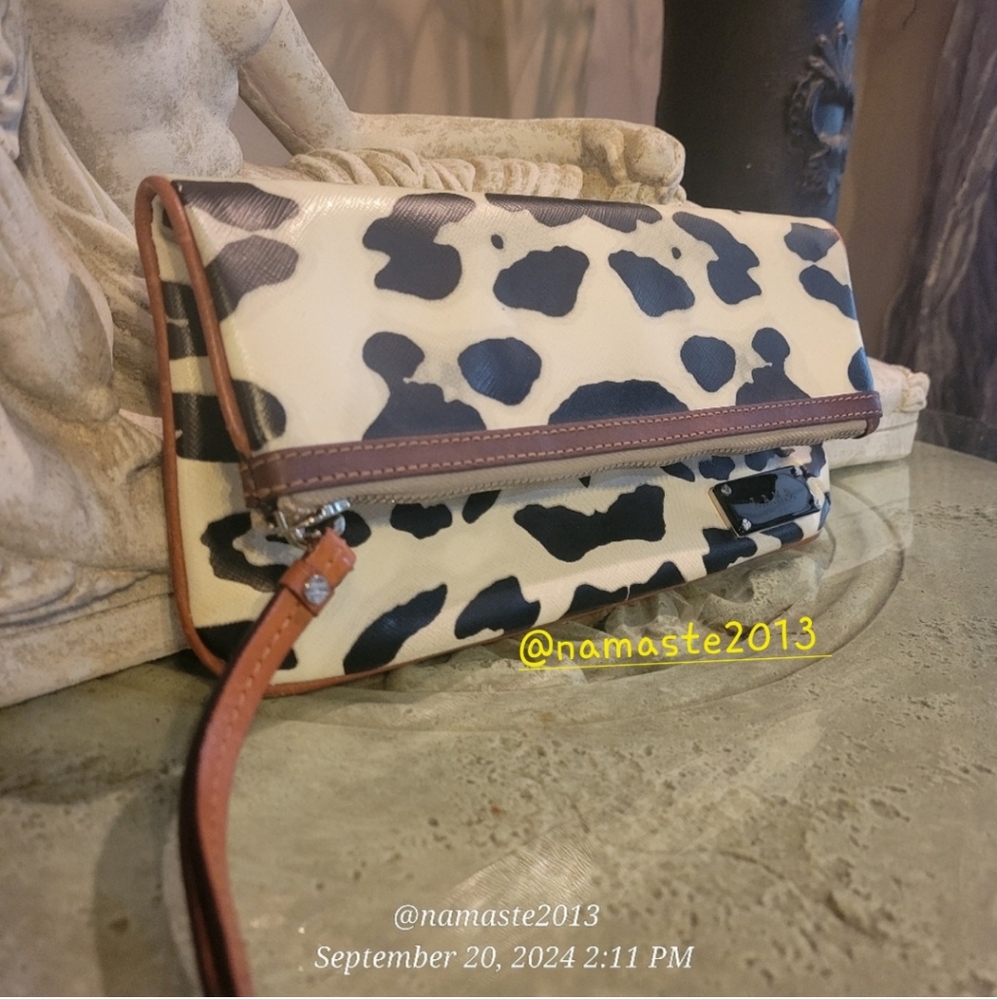 L.A.M.B.  Gwen Stefani Snow Leopard Clutch Designer Luxury Celebrity Vintage #47